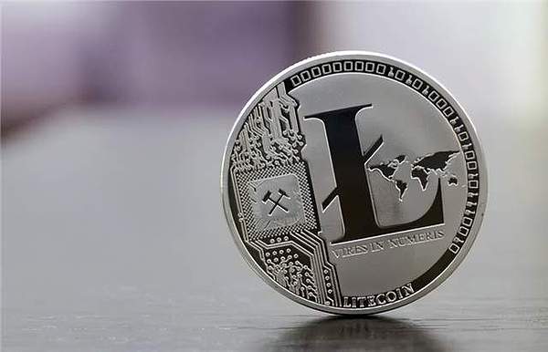 比特币ETF狂欢背后：盛宴还是陷阱？