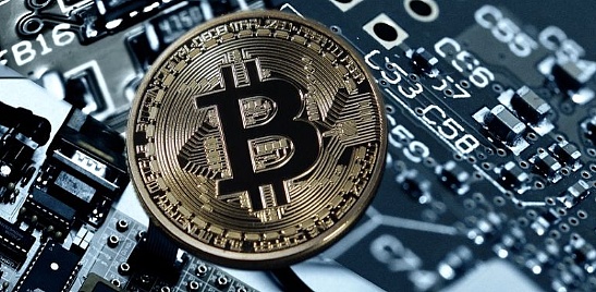 华尔街巨头联手颠覆传统：区块链投资自动化时代来临