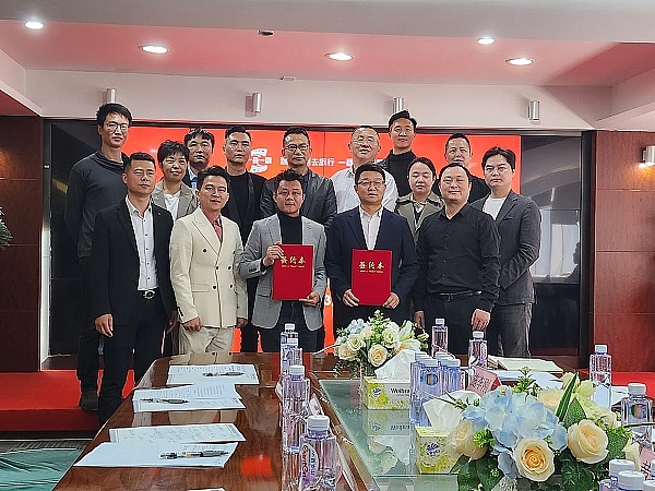 比特币多单400点完美止盈！跟着老司机赚大发了！